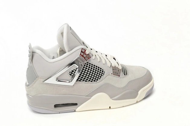 1st Kicks Shoes AQ9129-001 Jordan WMNS Moments Air 4 Frozen 0715